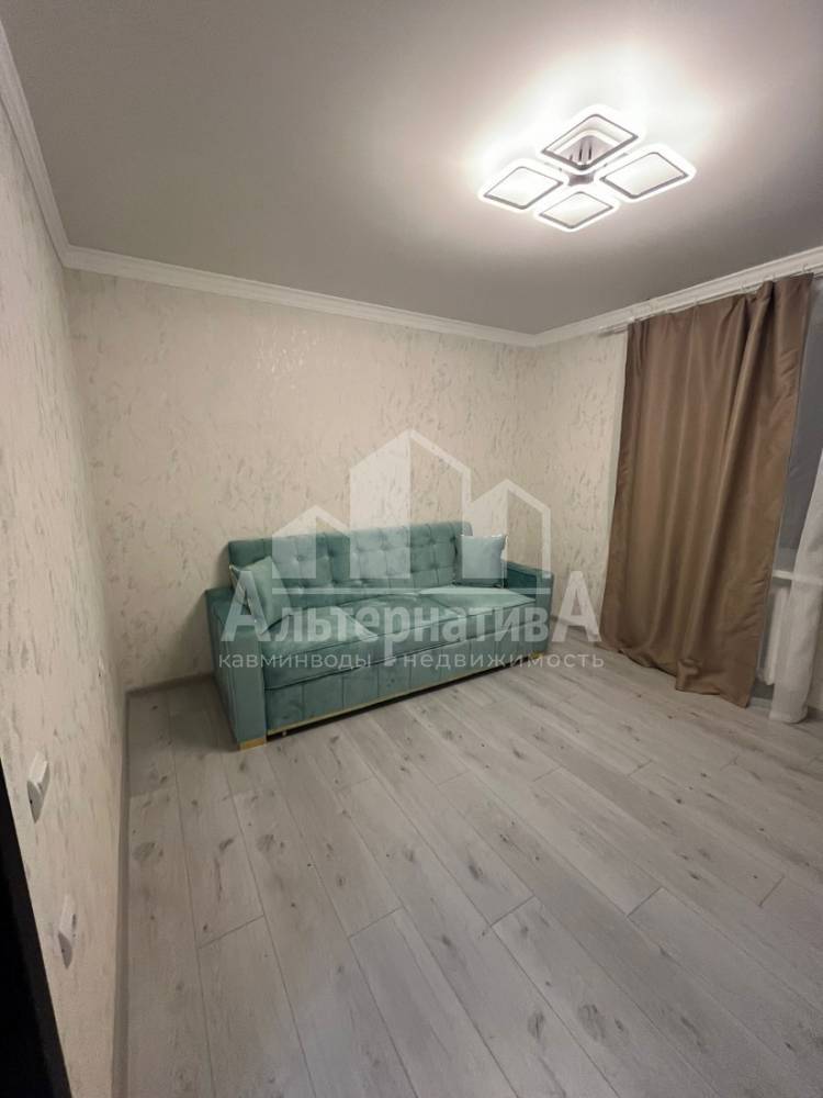 Ставропольский край, Ессентуки, Центр, Вокзальная ул.; Квартира 42,60м² 4/5 эт.