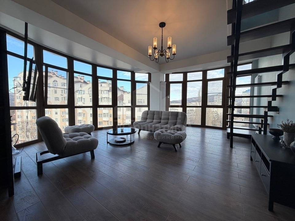 Ставропольский край, Кисловодск, Мясокомбинат, Островского ул.; Квартира 125м² 9/9 эт.