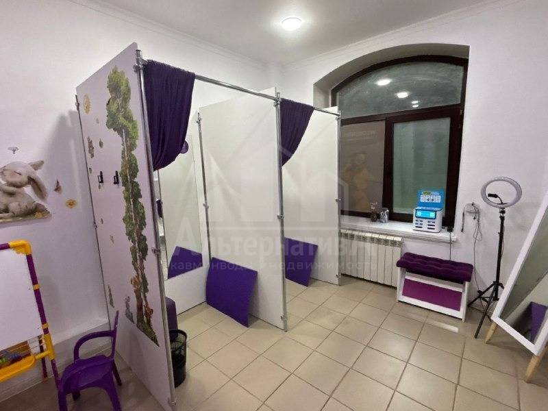 f8e5f12d-99f2-4512-9458-470028701239