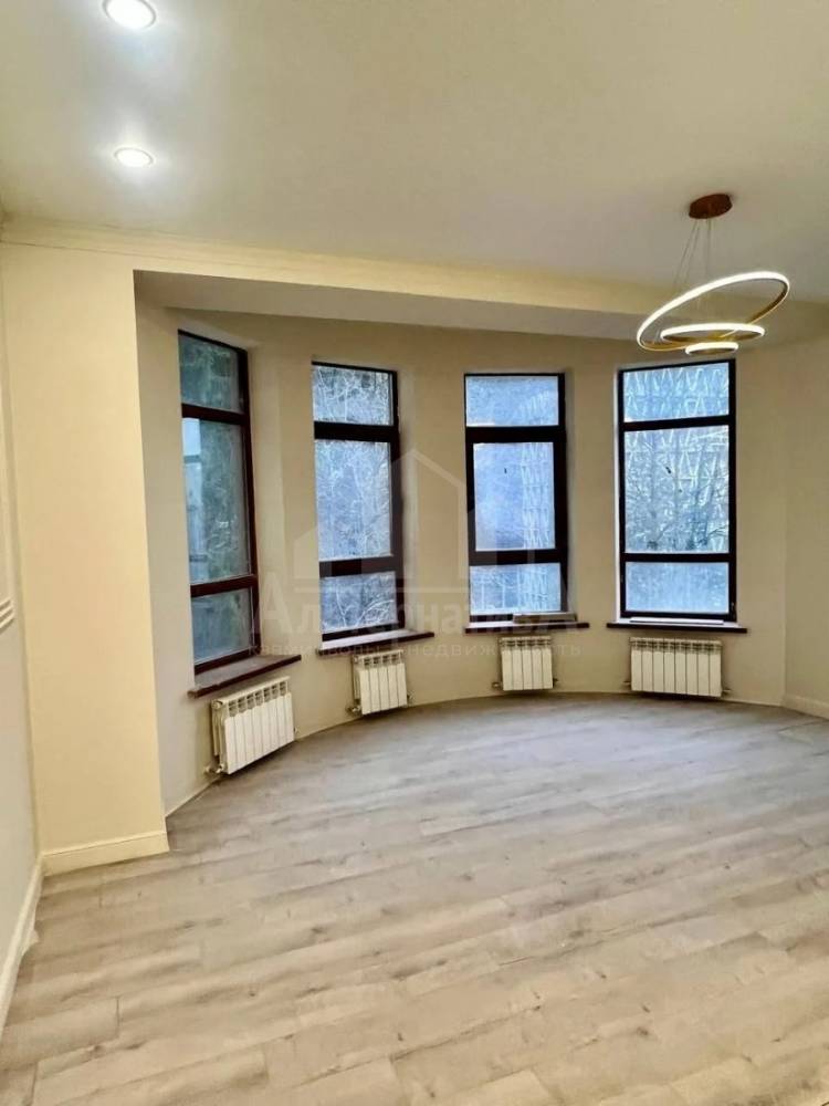 5784745d-9bad-4f70-b4a7-03809366d196