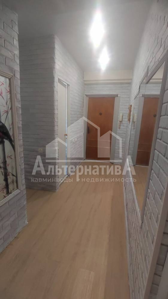 Ставропольский край, Кисловодск, Рынок, Губина Андрея ул.; Квартира 50,50м² 3/5 эт.