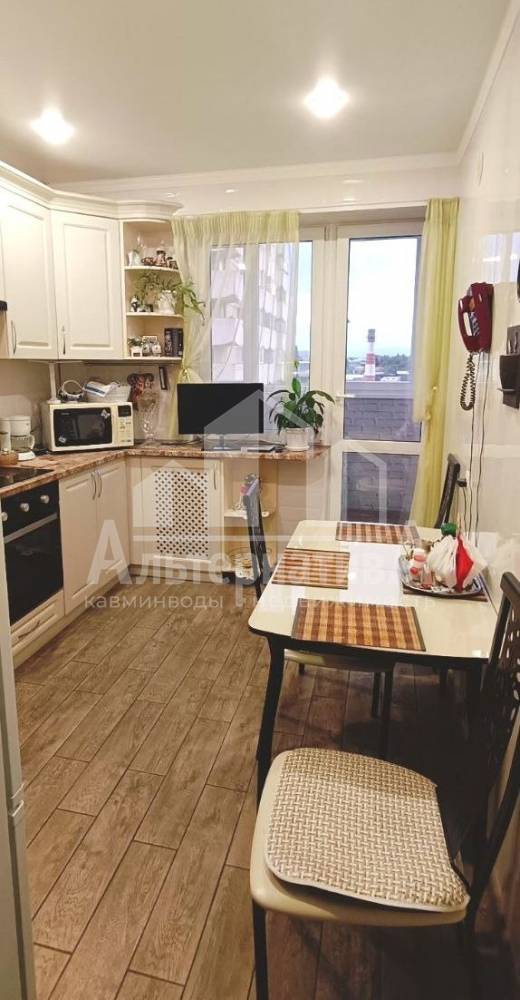 Ставропольский край, Кисловодск, Минутка, Набережная ул.; Квартира 48м² 10/14 эт.