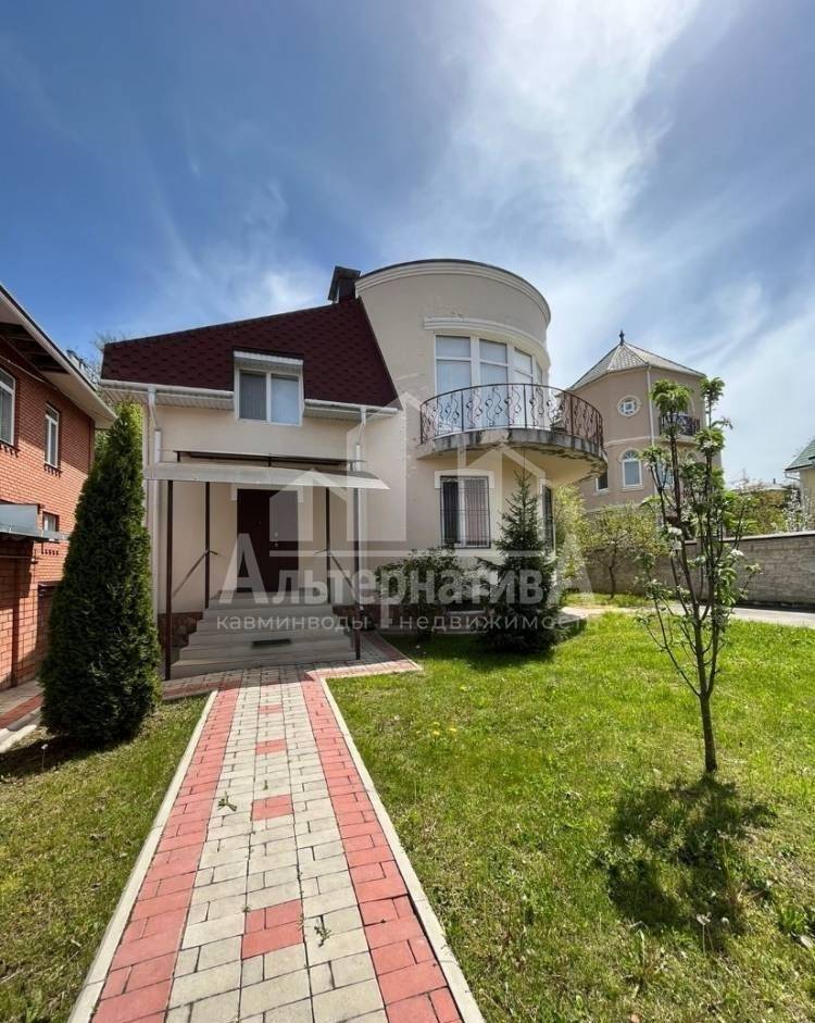 Ставропольский край, Кисловодск, Минутка, Набережная ул.; Дом 266,40м² на участке 6,50 сот. 2 эт.