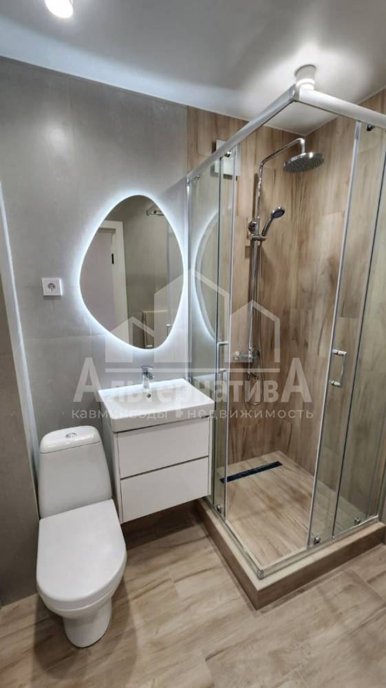 Ставропольский край, Кисловодск, Центр, Губина Андрея ул.; Квартира 37м² 3/5 эт.