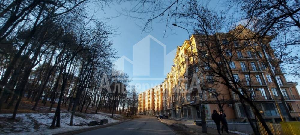 Ставропольский край, Кисловодск, Рынок, Парковая ул.; Квартира 97,90м² 5/7 эт.