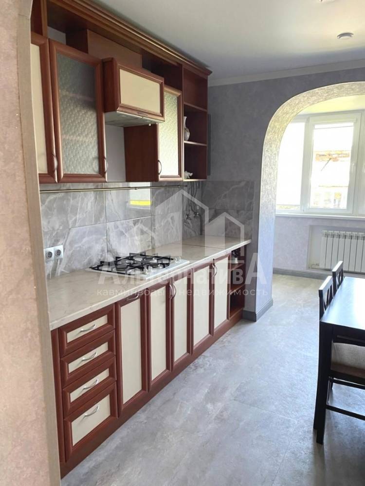 Ставропольский край, Кисловодск, сан.Москва, Коллективная ул.; Квартира 50м² 5/5 эт.