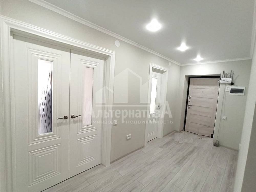 Ставропольский край, Кисловодск, Центр, Островского ул.; Квартира 48,90м² 3/6 эт.