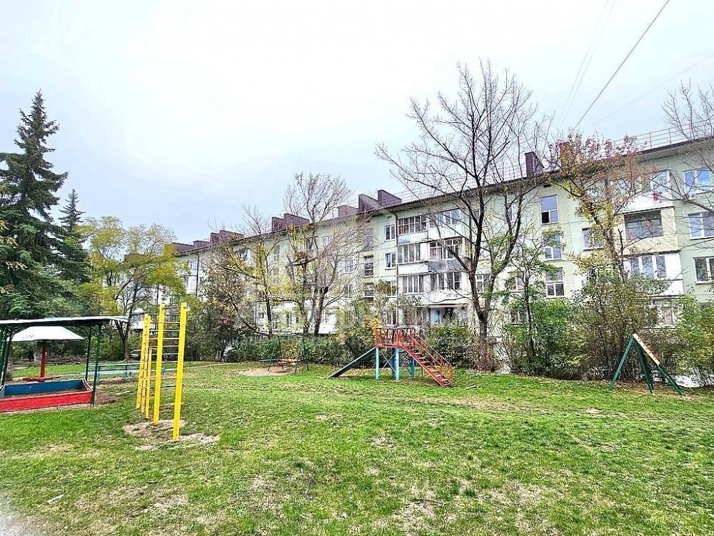 Ставропольский край, Кисловодск, 16-ой школы, Героев Медиков ул.; Квартира 60м² 4/5 эт.