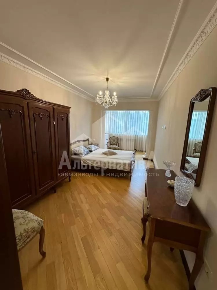 739dadf4-7e49-4d74-ad79-26dfb3bdc394