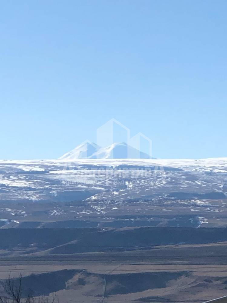 Ставропольский край, Кисловодск, пос.Мирный, с/т Горное эхо; Участок на участке 800 сот.