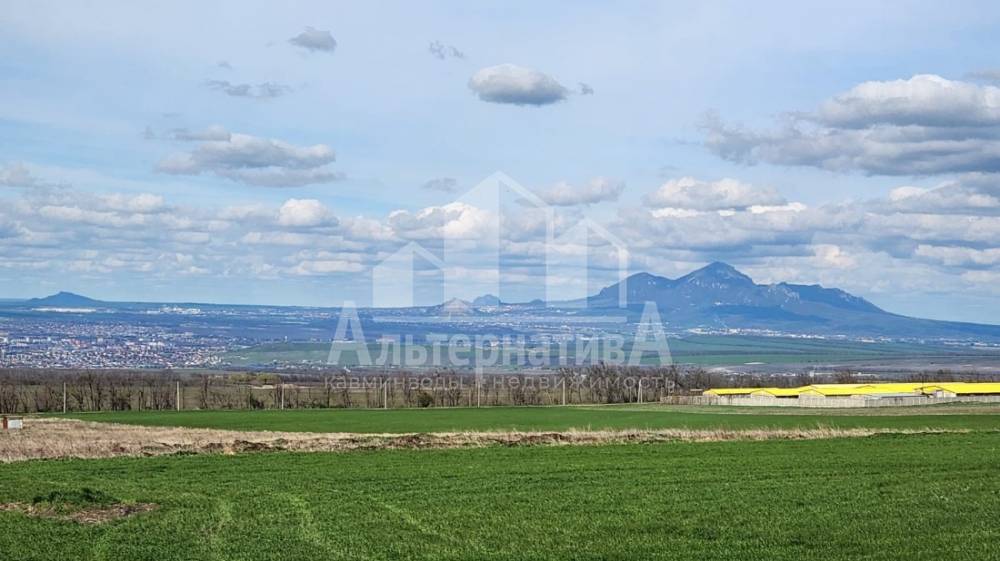 Ставропольский край, Кисловодск, пос.Горный, Партизанская ул.; Участок на участке 4 сот.