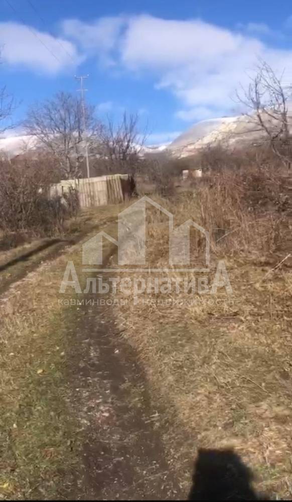 Ставропольский край, Кисловодск, пос.Мирный, с/т Кавказ; Участок на участке 4 сот.