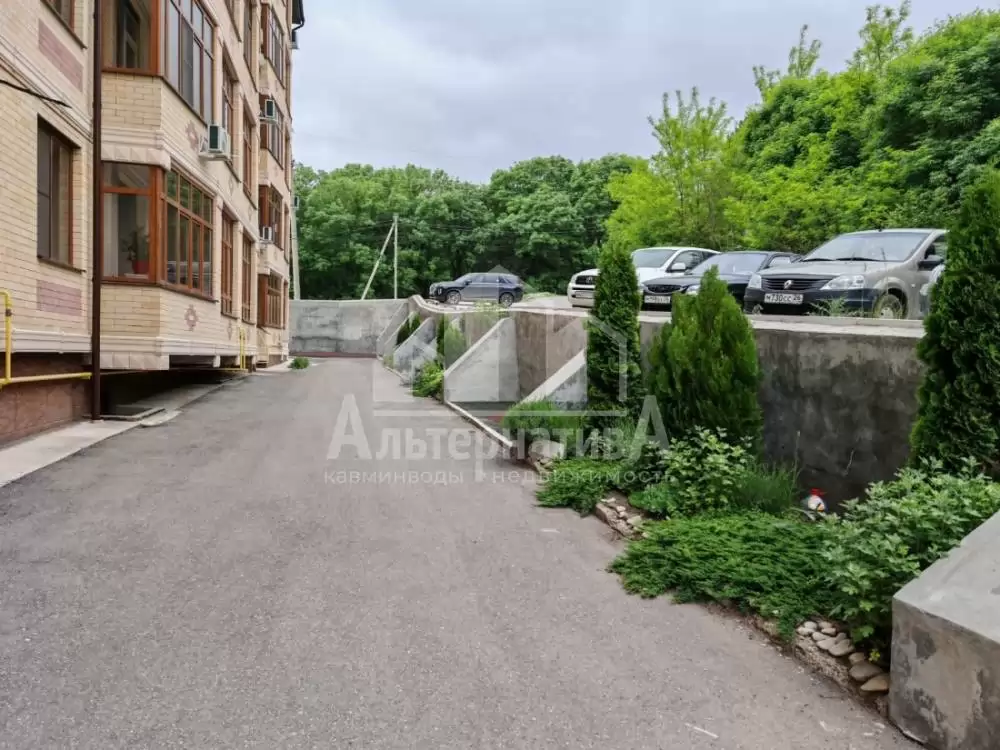 4ff9ea30-b8de-47cf-aa28-cfac0c07f0f3