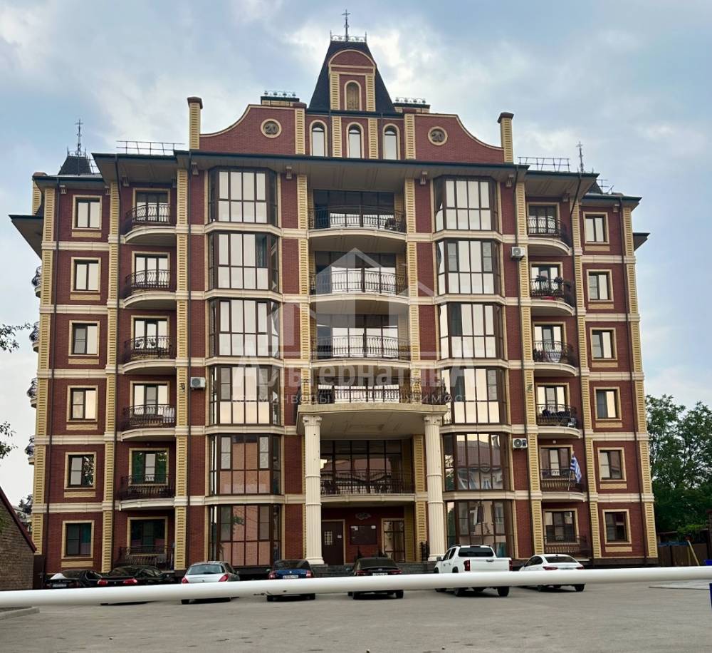 Ставропольский край, Ессентуки, ст. Ессентукская, Садовое кольцо ул.; Квартира 42м² 2/8 эт.