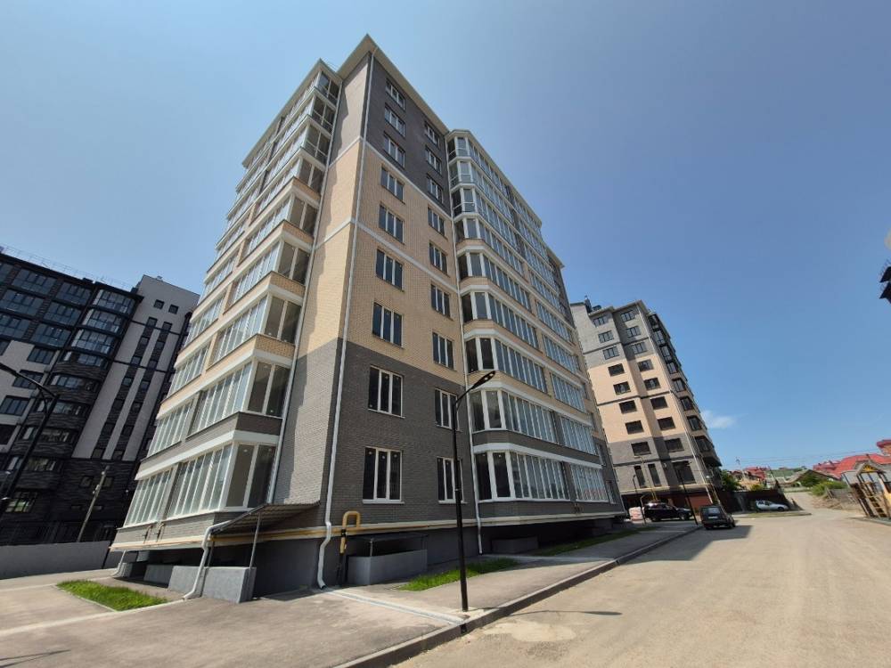 Ставропольский край, Ессентуки, Прибрежный, Шмидта ул.; Квартира 60,64м² 4/9 эт.