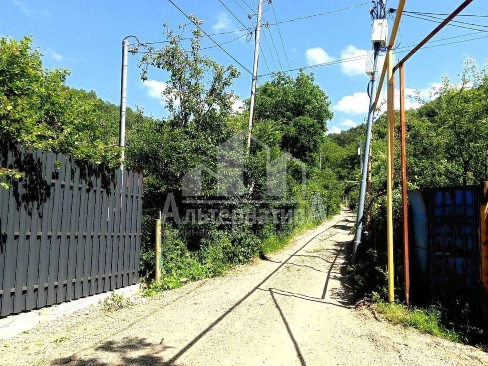 Ставропольский край, Кисловодск, Лермонтовская скала, СТ Красная звезда; Участок на участке 7,30 сот.