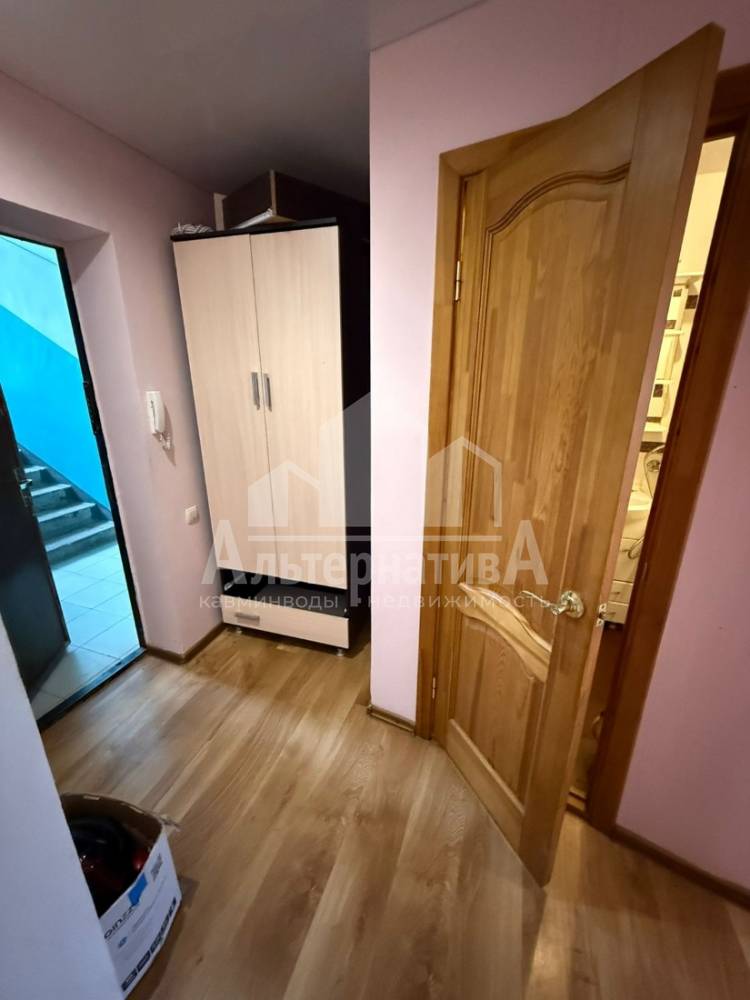 Ставропольский край, Кисловодск, Рынок, Героев Медиков ул.; Квартира 30м² 4/5 эт.