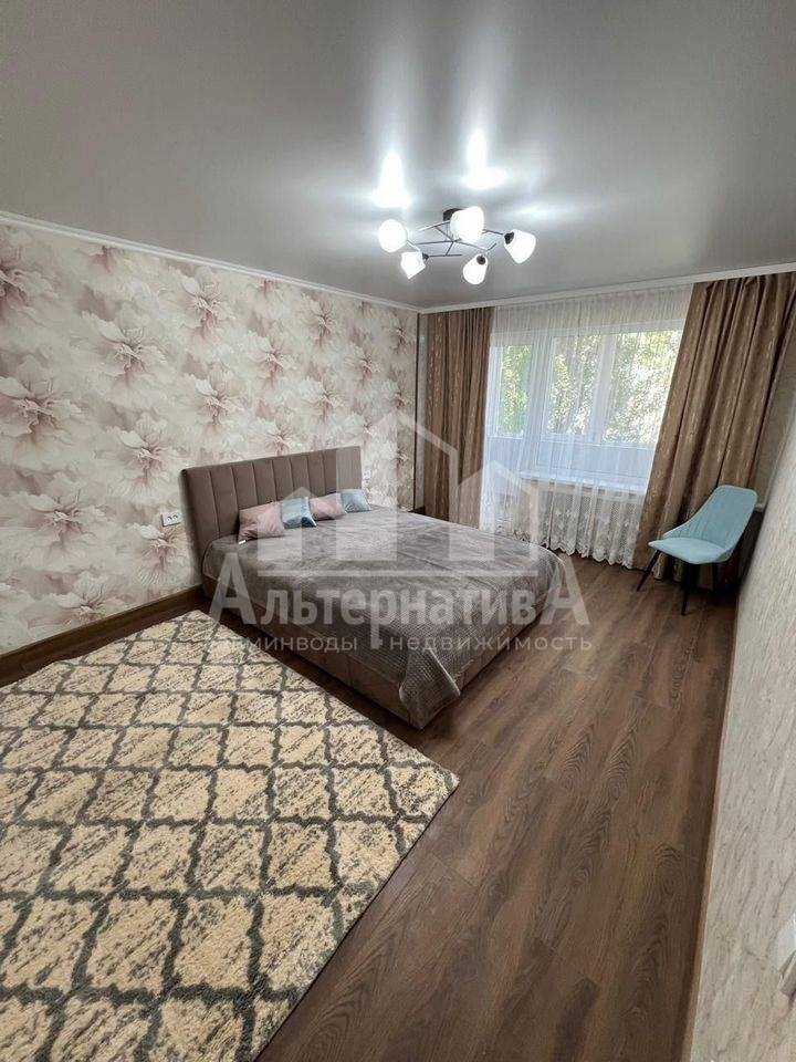 Ставропольский край, Пятигорск, Ромашка, Аллея Строителей ул.; Квартира 32м² 4/5 эт.