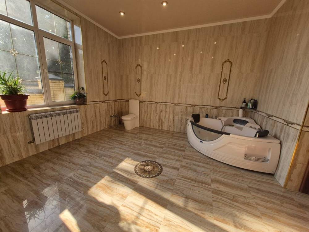 photo_5278780816039736449_y