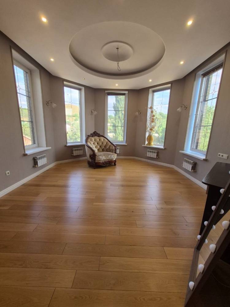 photo_5278780816039736474_y