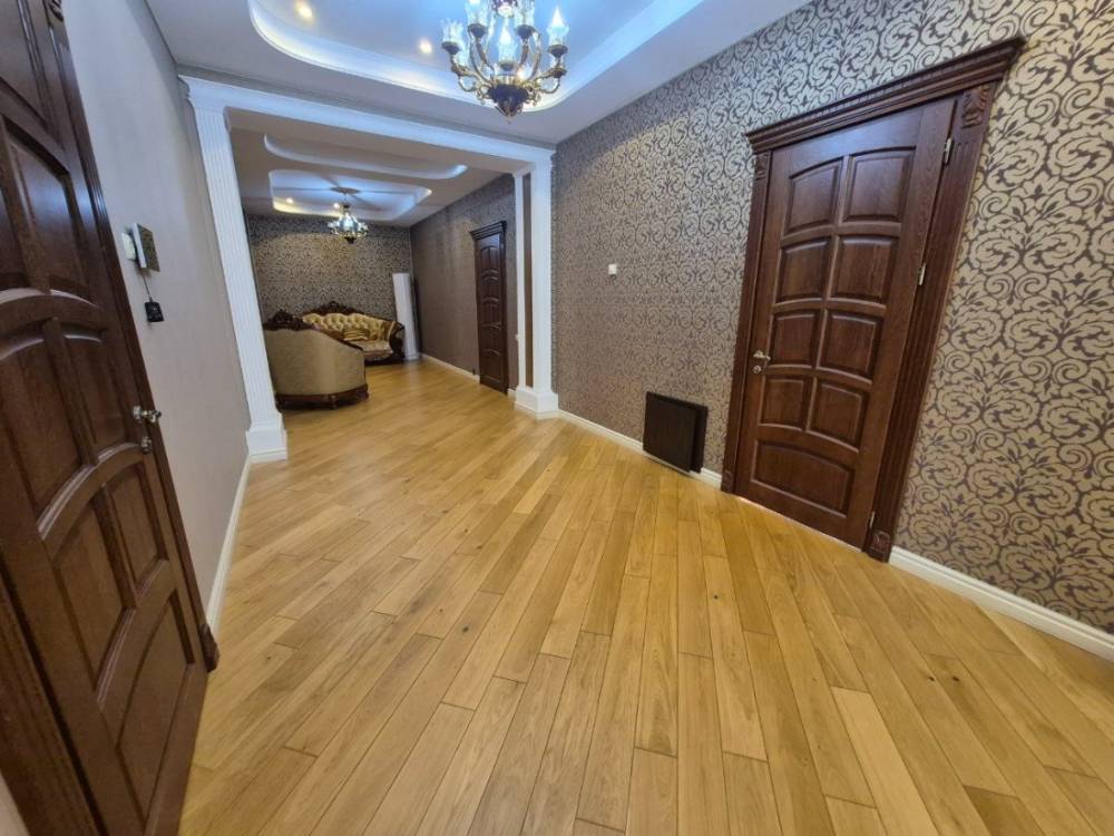 photo_5278780816039736483_y