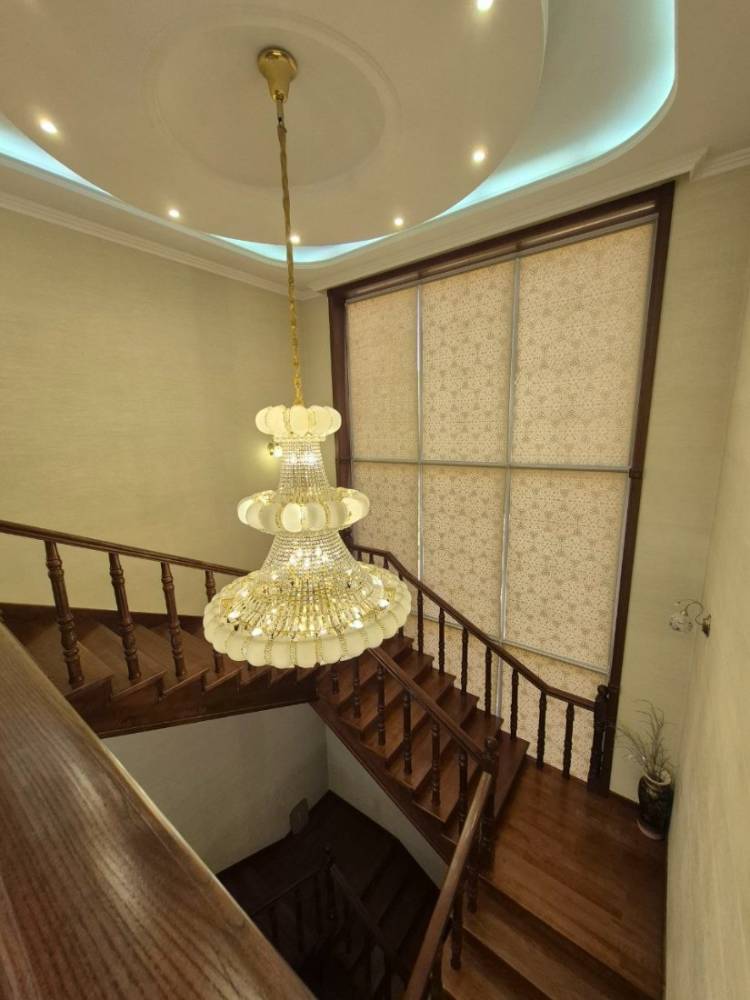 photo_5278780816039736491_y