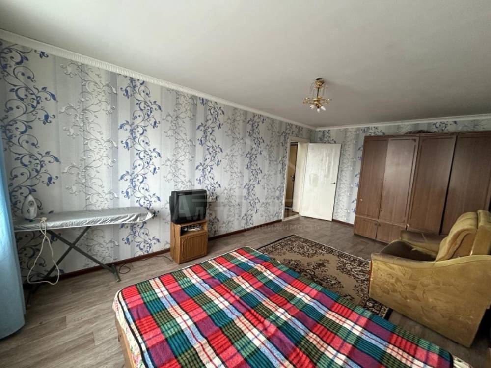 photo_5413500191924945011_y