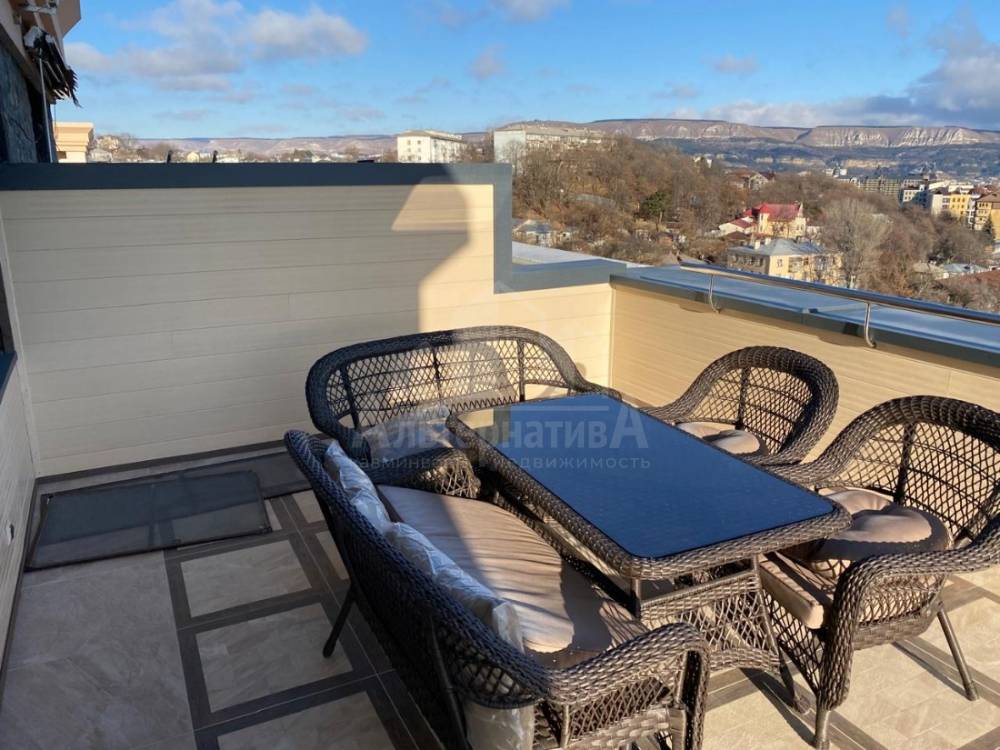 8f3b7cf8-5e18-4f40-b04d-5c11bb394c50