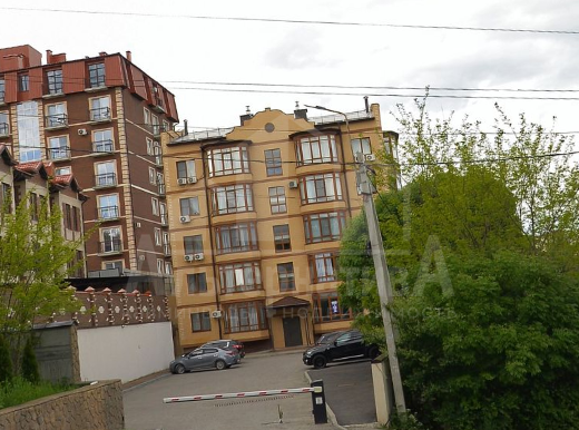 Ставропольский край, Ессентуки, Заполотно, Пушкина ул.; Квартира 85м² 1/5 эт.
