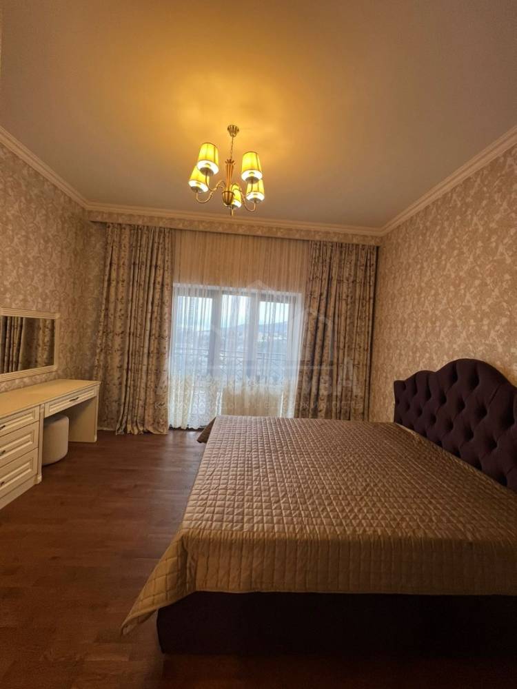 cf9a8ebb-3b13-4e52-9a47-1de8fa6c1950