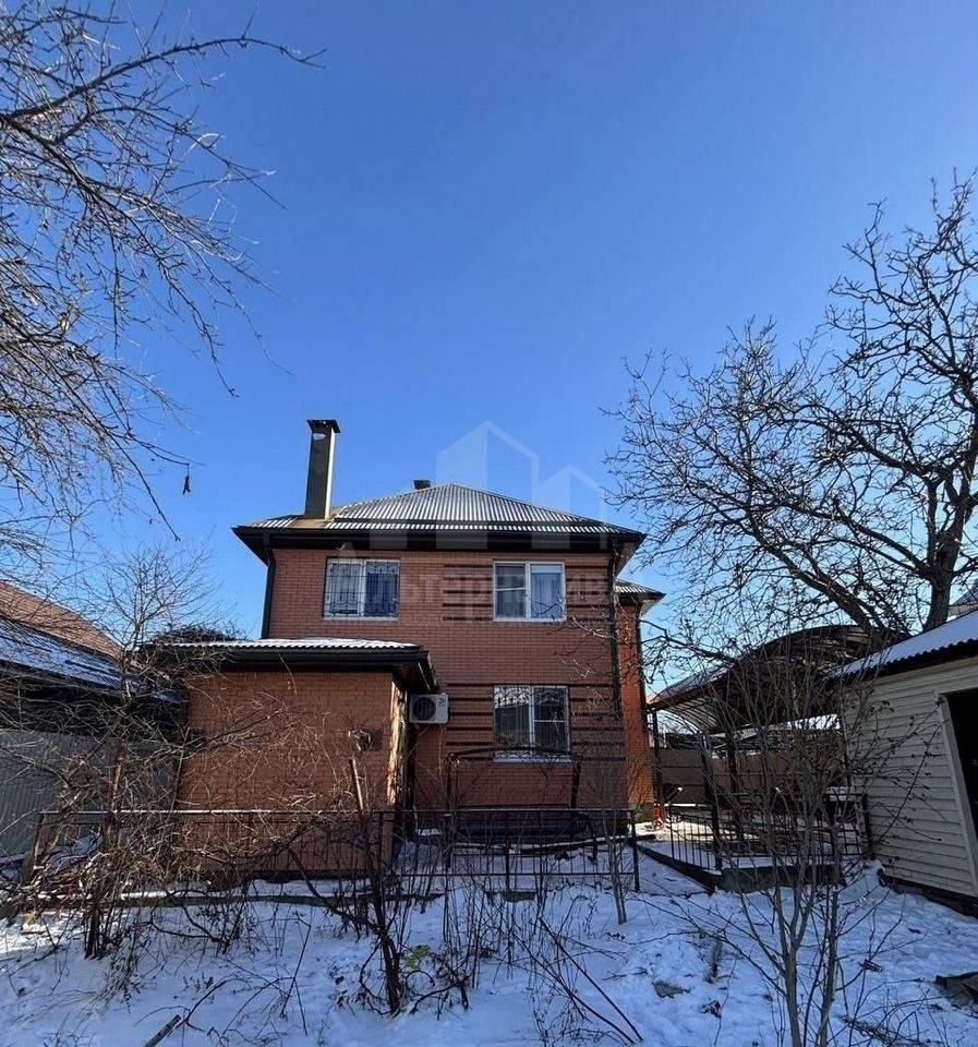 Ставропольский край, Пятигорск, Новопятигорск, Терский пер.; Дом 130м² на участке 6 сот. 2 эт.