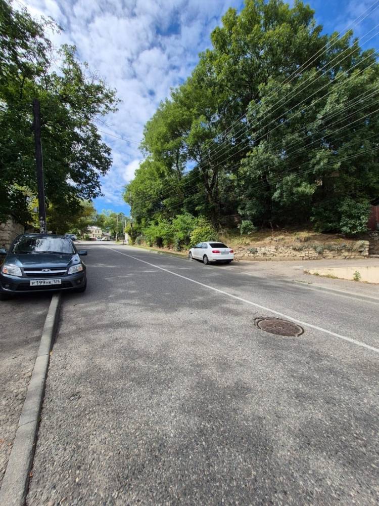 Ставропольский край, Кисловодск, Бермамыт, Катыхина ул.; Квартира 70,20м² 2/2 эт.