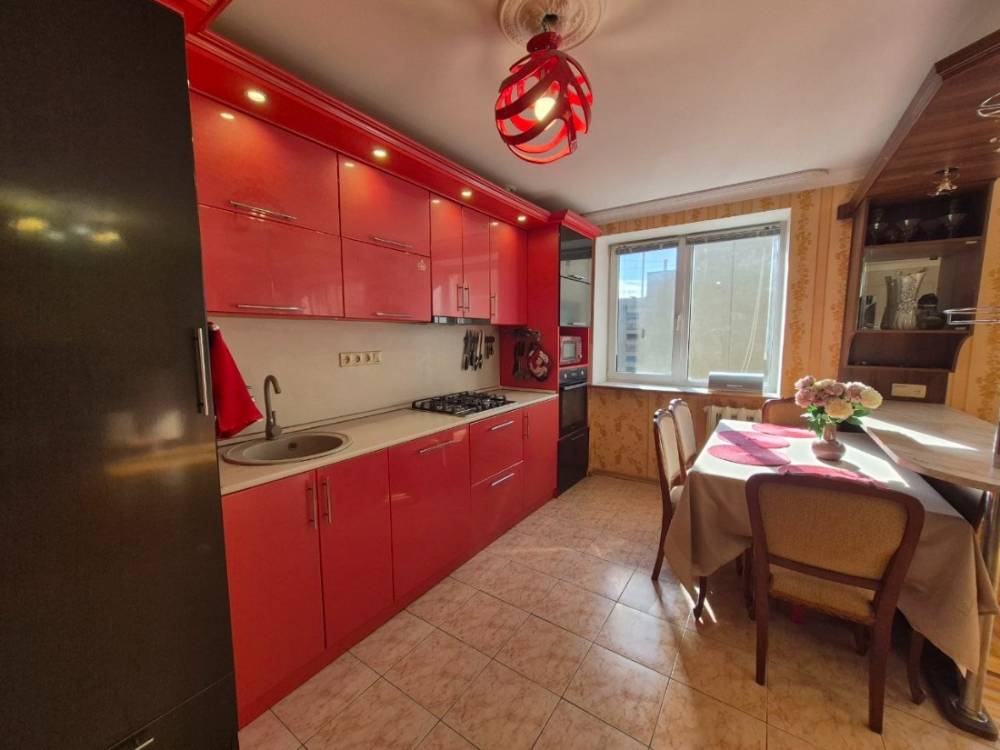 photo_5447173315346167964_y