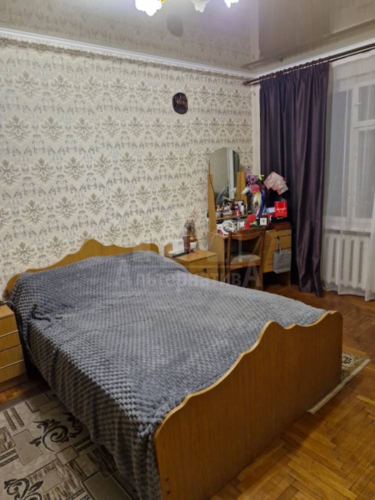 Ставропольский край, Кисловодск, Рынок, Либкнехта Карла ул.; Квартира 59,90м² 1/5 эт.