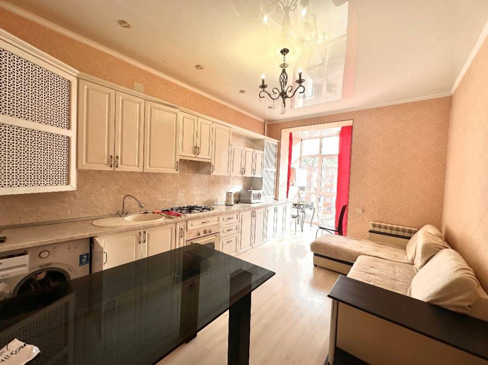 Ставропольский край, Ессентуки, Курортная зона, Нелюбина ул.; Квартира 47м² 4/7 эт.