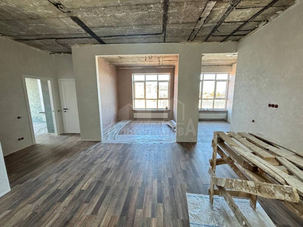 2a74eef5-243e-4361-9d04-067f0e321b42