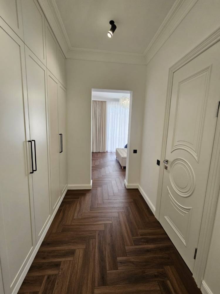 2494f582-0458-4cc8-a0a8-a322e2423d1d