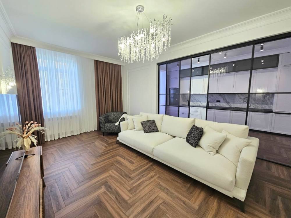 94256b62-4db1-4682-80d4-7c015d803b12