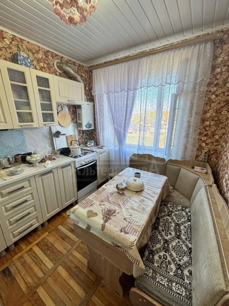 142599e3-e9a5-498c-a169-5433ef8abed9