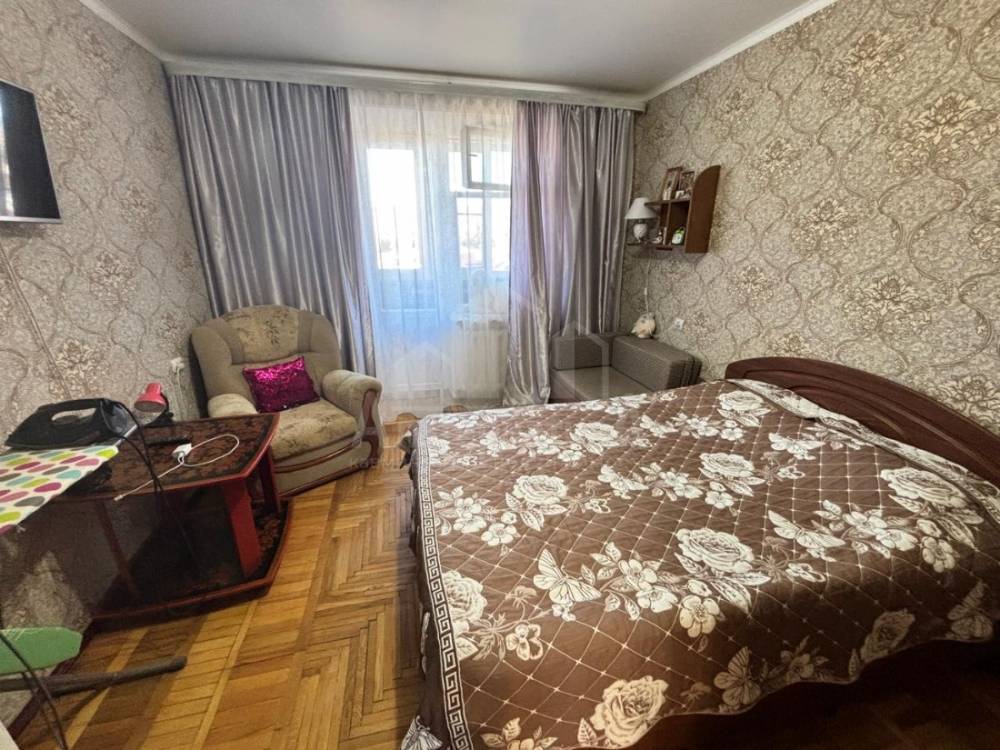 d49809cc-648c-46bc-b628-3a8aa481cd14