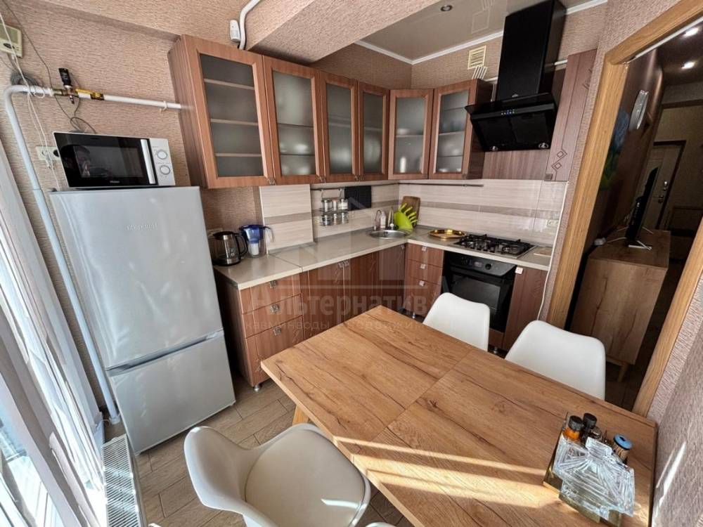 b93ec1a8-29e2-41a5-b193-259458d6e646