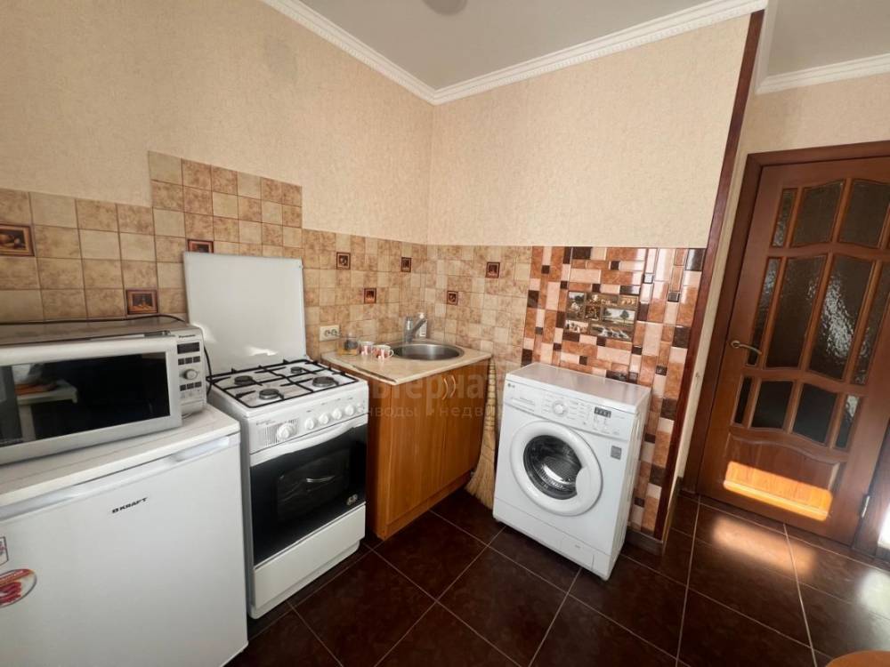 f1b62a0d-daf2-467b-b47b-49c2735fd2de