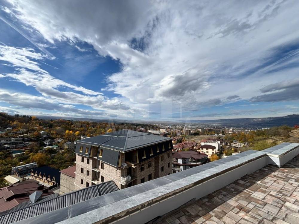 1014d153-e5c0-4203-b747-af2927e90e7f