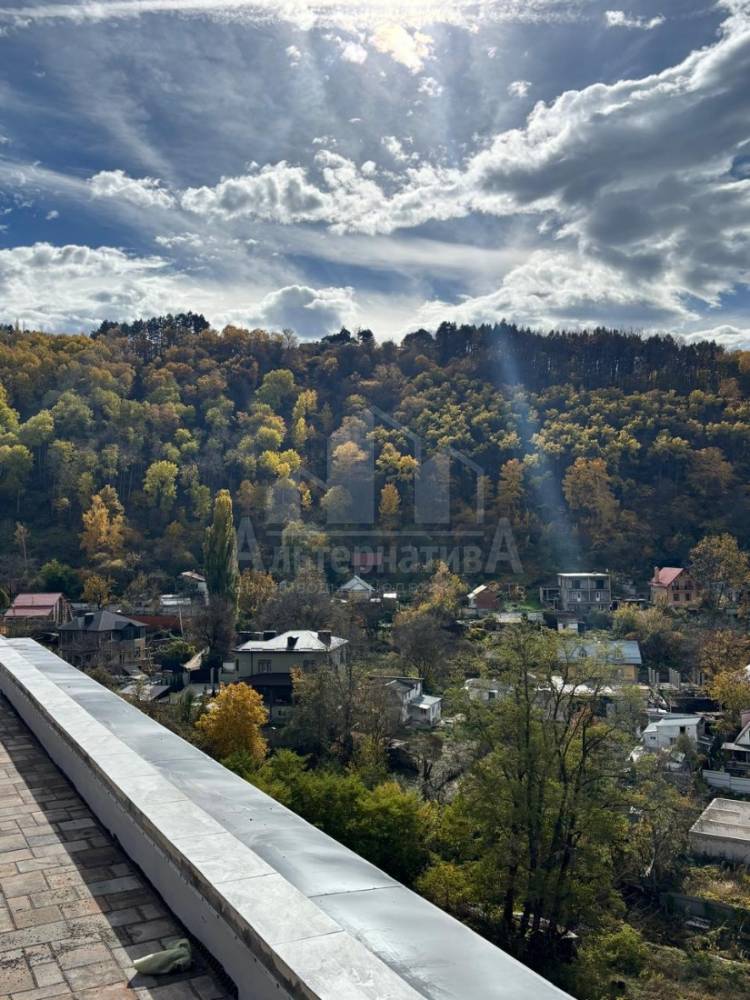 e2cb077c-5a6a-46fe-9dd0-69d1212c4852