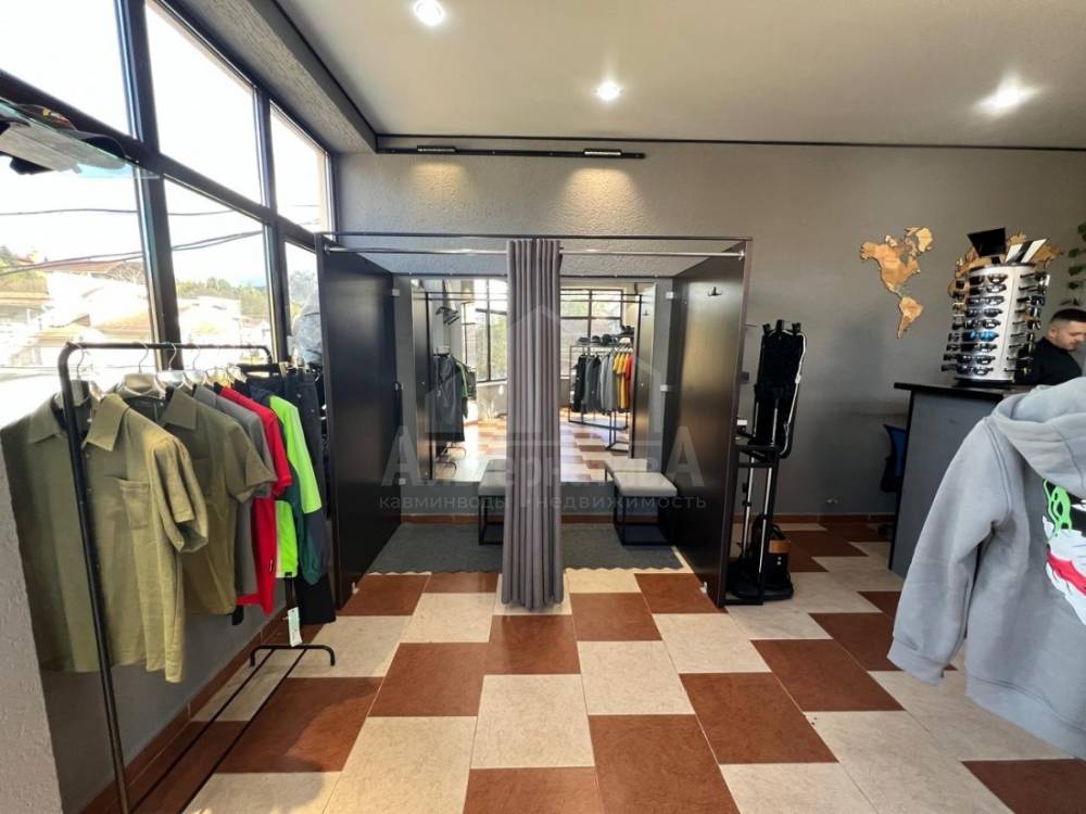 f7a149d5-5294-40be-b70a-b848502ddbdc