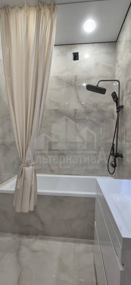 83a3db74-6e37-49d5-849c-8c249f90bb08