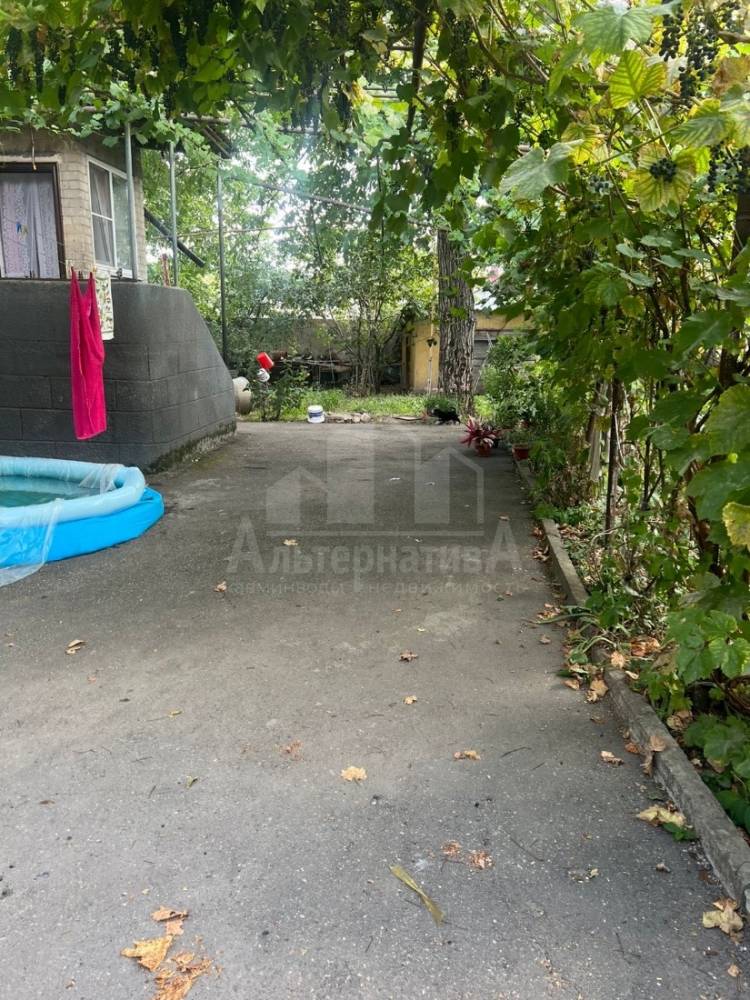 33eb273a-e404-4f2c-9330-a7a9881e29cc