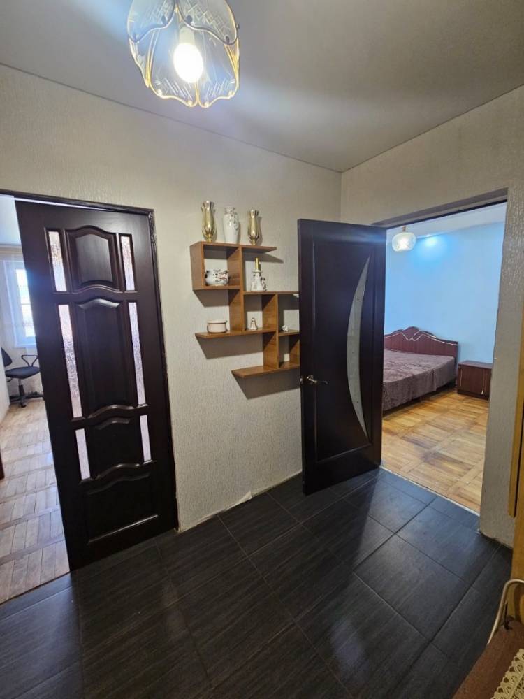 e26eae00-b1c0-4a70-a430-626df8047ecc