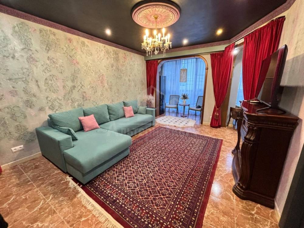 76afd428-c6da-43a9-b740-4f54d0da4490