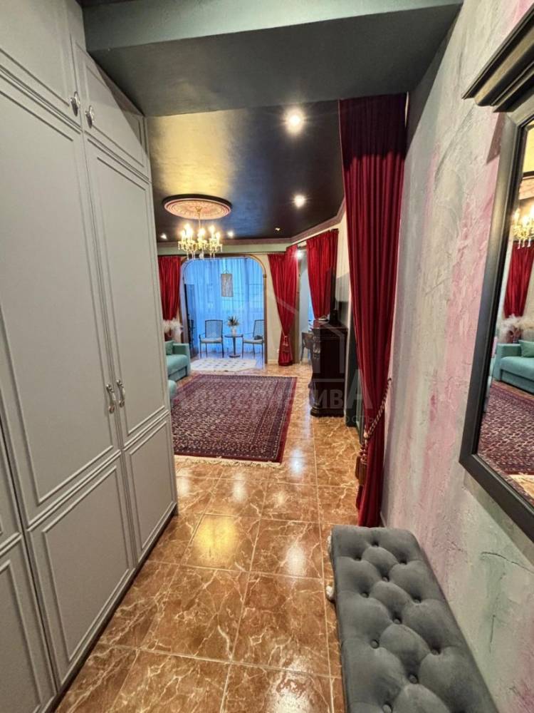 f53b1a37-e88b-4c25-a2d2-771ca68fcbd1